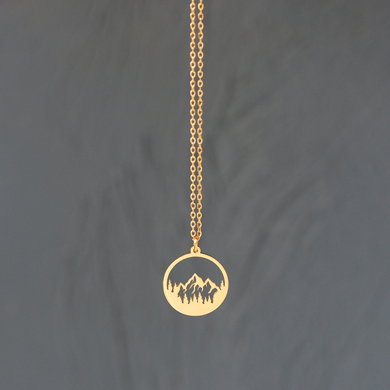 Mountain Forest Hollow Aesthetic Plateau Round Necklace 