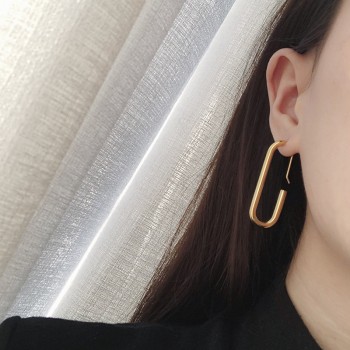 French Minimalist U-shaped Hook Earrings