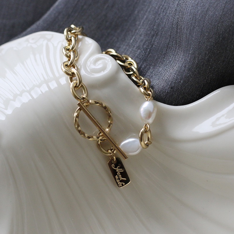 Freshwater Pearl Letter Brand Twist OT Buckle Thick Chain Bracelet 