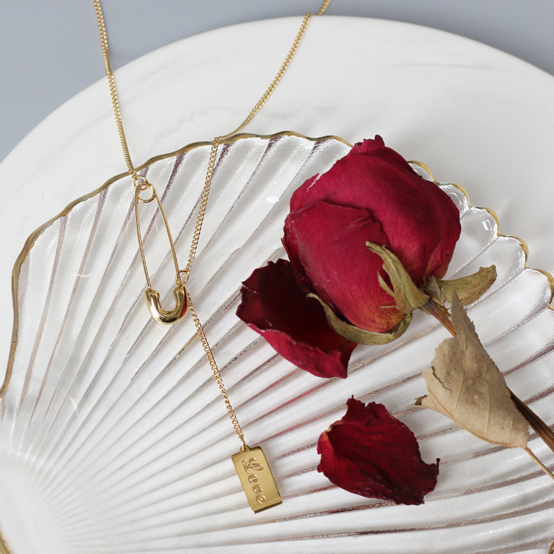 Designer LOVE Square Brand Tassel Y-shaped Pin Necklace 