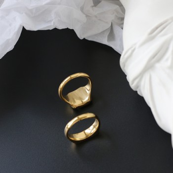 Niche Light Luxury European and American Body Three-dimensional Pattern Ring Epoxy Black Enamel Ring