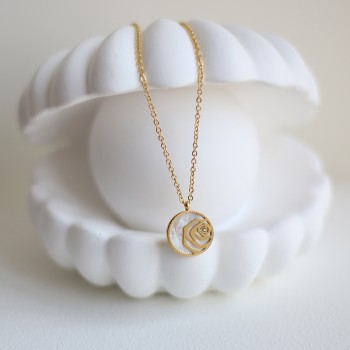 Camellia Elegant Rose Flower Shell White Mother-Of-Pearl Round Necklace 