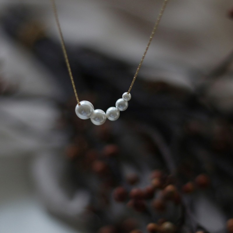 Gradient Bubble Five Pearl Necklace Short Chain 