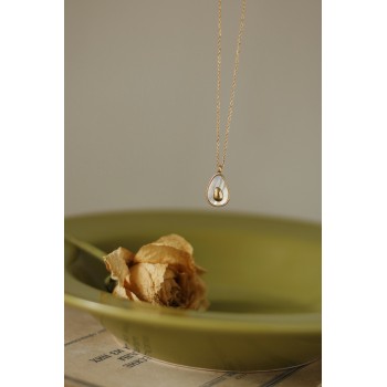 Shell Avocado Fruit Necklace 