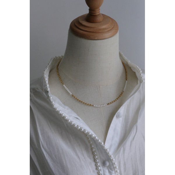 Pearl Necklace With Pearl Stitching