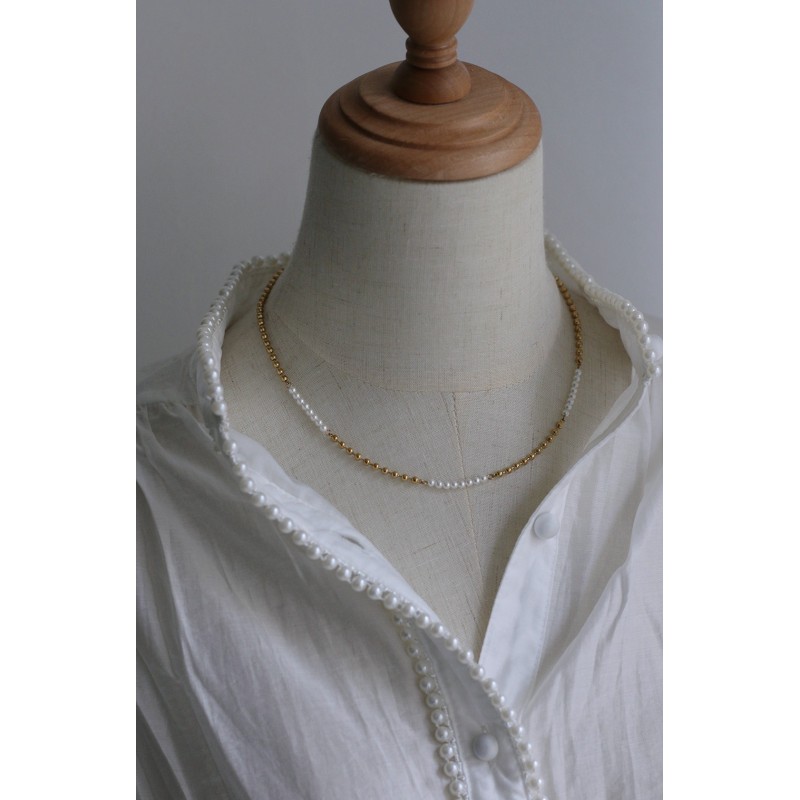 Pearl Necklace With Pearl Stitching 