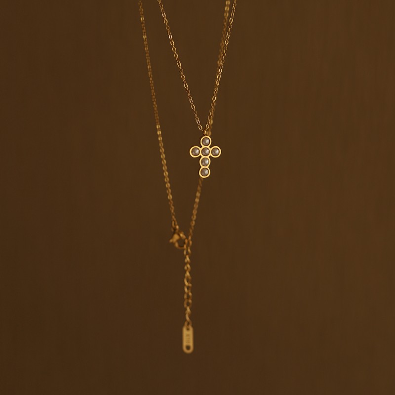 Vintage Pearl Cross Necklace 