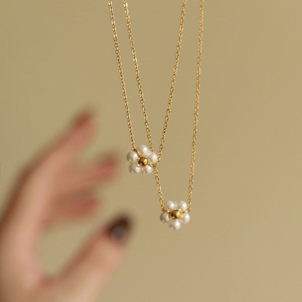 Handmade Flower Daisy Girl Student Glass Pearl Necklace