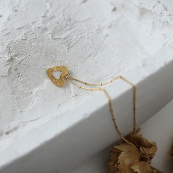 Radiant Heart Carved Shell Sweater Chain