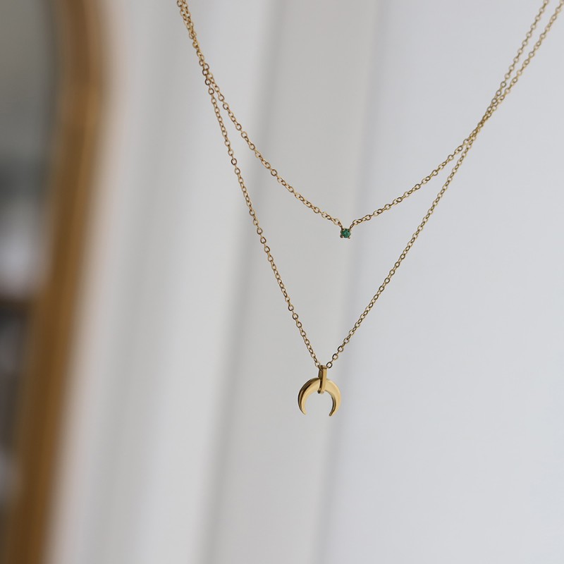 Green Diamond Horn Crescent Moon Double Layered Moon Chain 