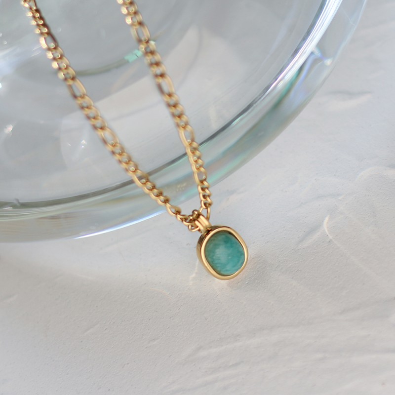 Mint Green Holiday Wind Roman Tianhe Stone Oval Natural Stone Necklace Clavicle Chain  